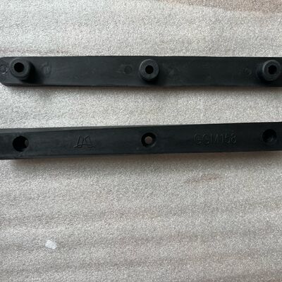 kopen Monforts Stenter Machine Parts Montex Sliding Rell Polyester Material Black Color GGM158 online vervaardiging