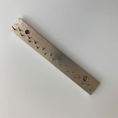 Krantz Stenter Machine Spares Pin Plate Carbon Steel Materiaal 57mm Centrum Afstand Koper Plaat